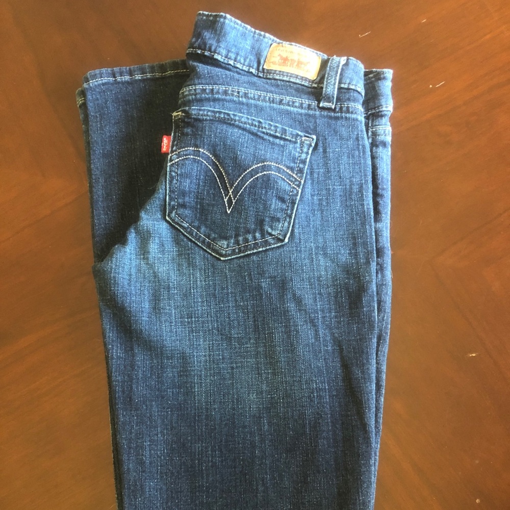 Levi’s straight leg